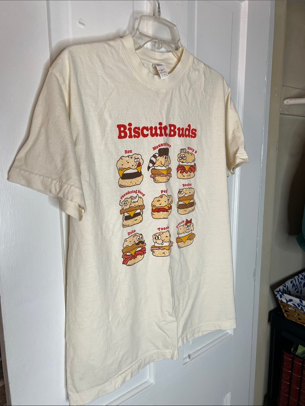 Biscuit Buds Cream Graphic Unisex T-Shirt